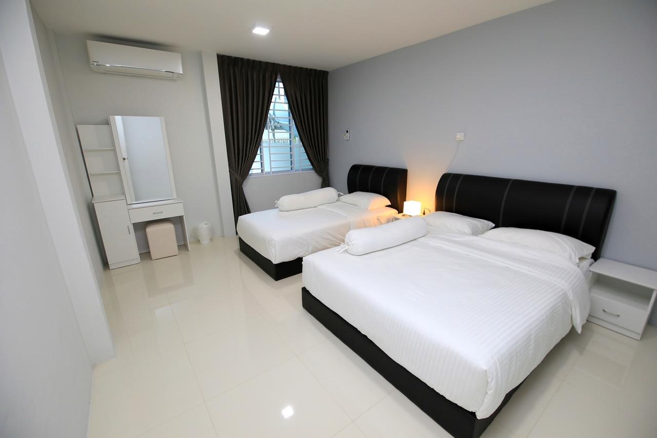 722 Homestay Кучинг Экстерьер фото